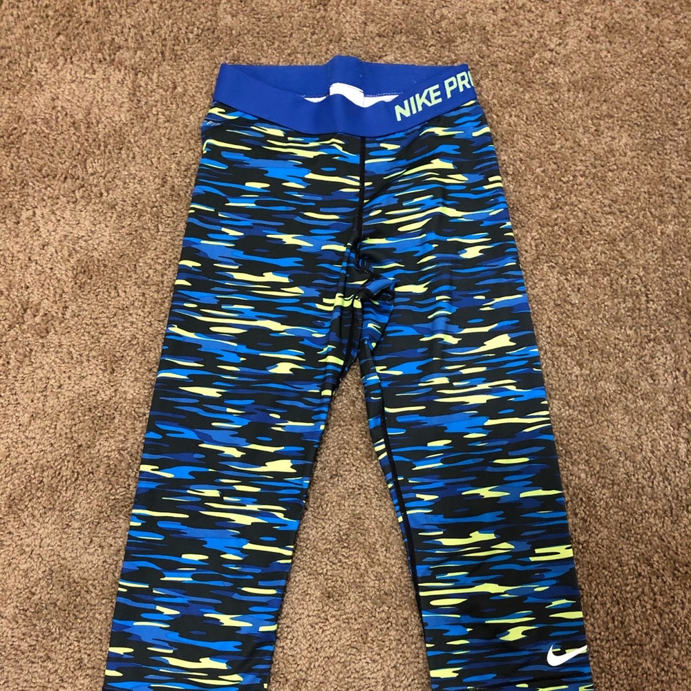 Cropped nike leggings